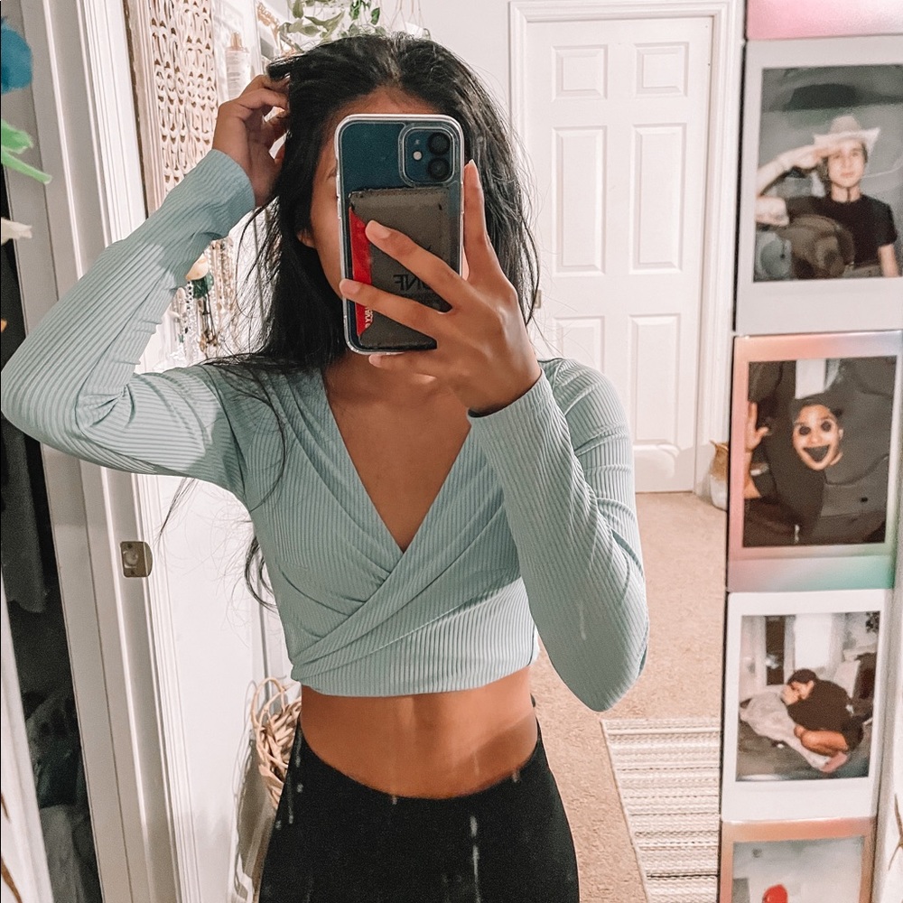 SOLD wrap top